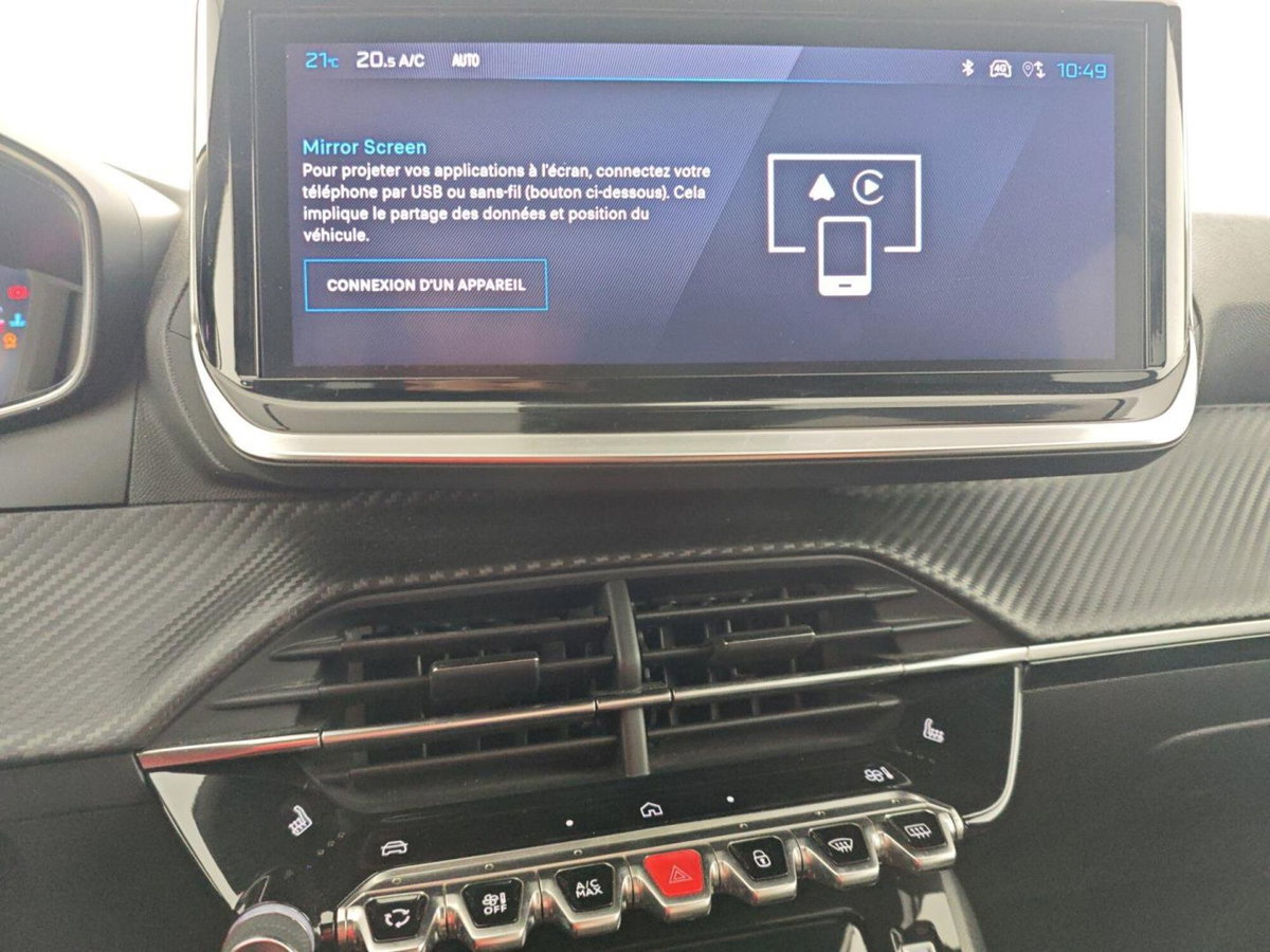 Peugeot 2008 PureTech 100 S&S Allure (19)