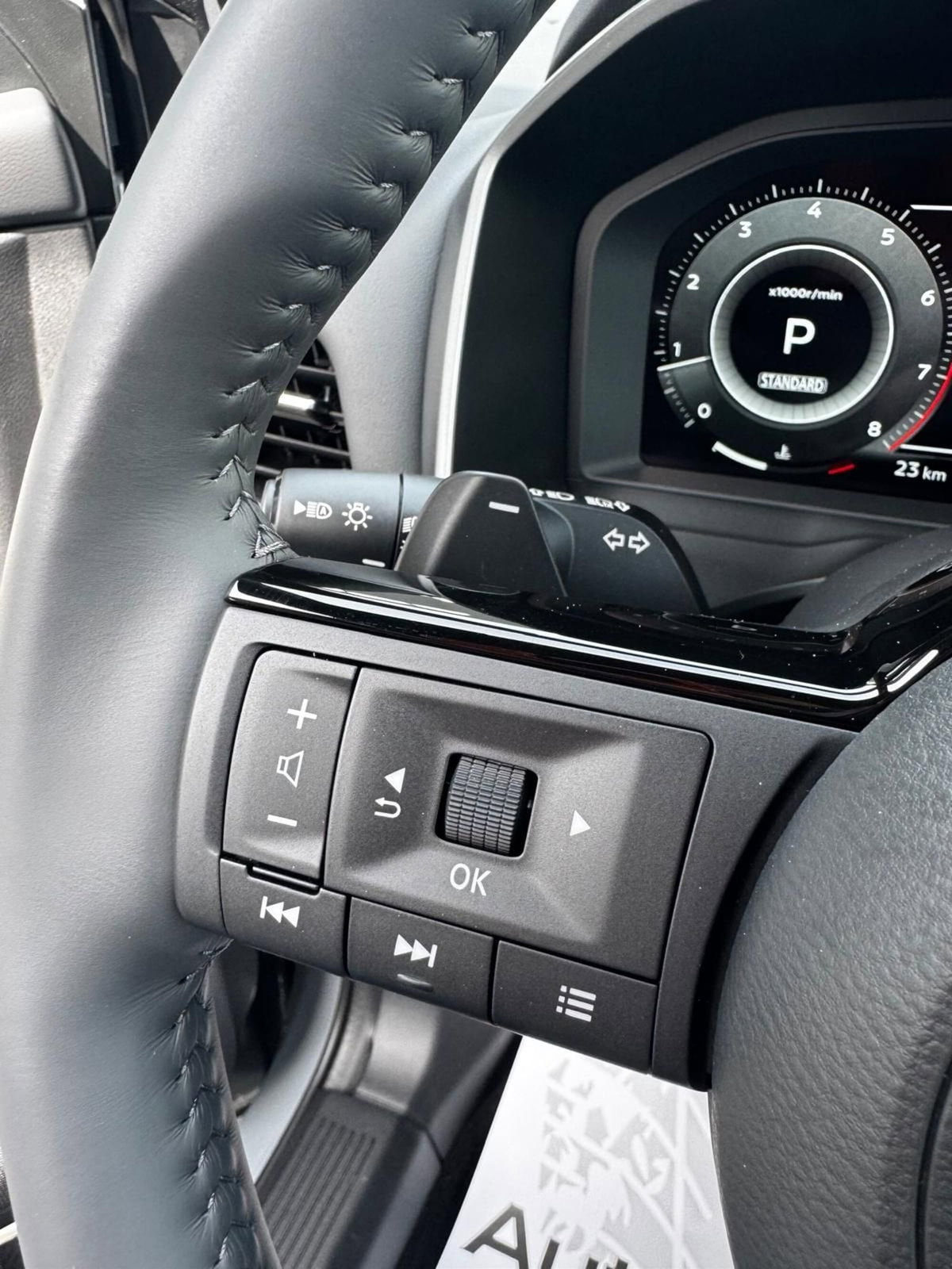 Nissan Qashqai 1.3 mhev Tekna 4wd 158cv xtronic (16)