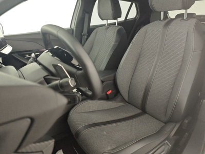 Peugeot 2008 1.2 hybrid Allure 145cv e-dcs6 (8)