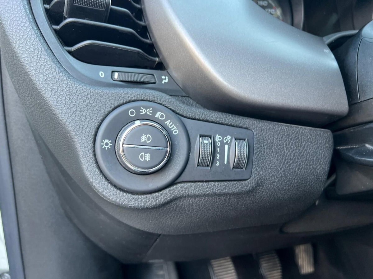 Fiat 500X 1.0 T3 120 CV Sport Dolcevita (11)
