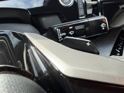 Peugeot 3008 1.2 hybrid Allure 145cv e-dcs6 (10)