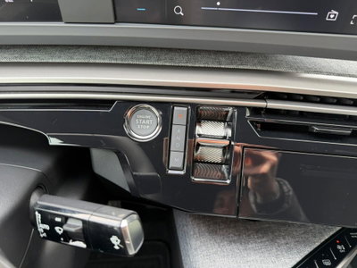 Peugeot 3008 1.2 hybrid Allure 145cv e-dcs6 (13)