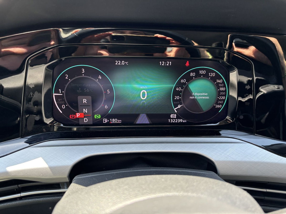 Volkswagen Golf 2.0 TDI 150 CV DSG SCR 4Motion Life (10)