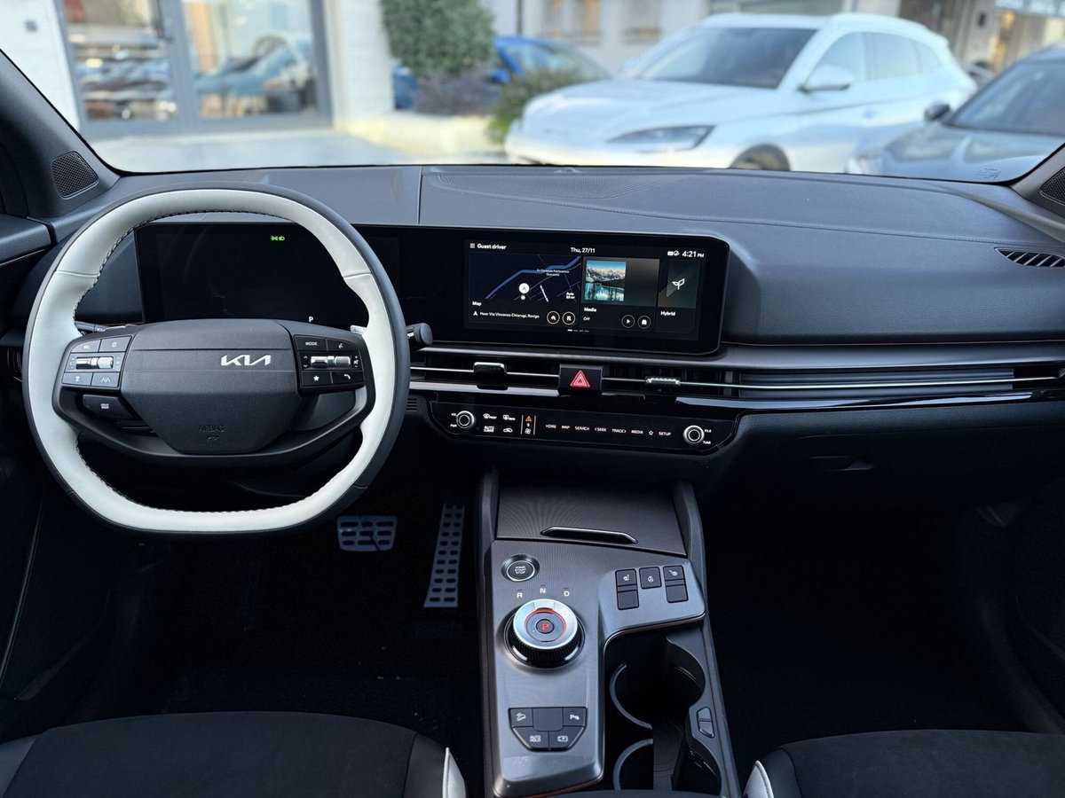 Kia Sportage 1.6 t-gdi hev Style 2wd at6 (16)