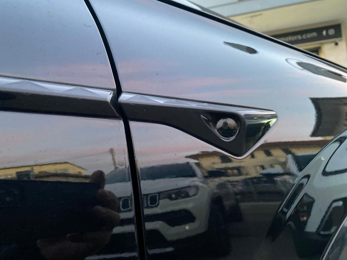 Mg HS 1.5 Luxury auto (8)