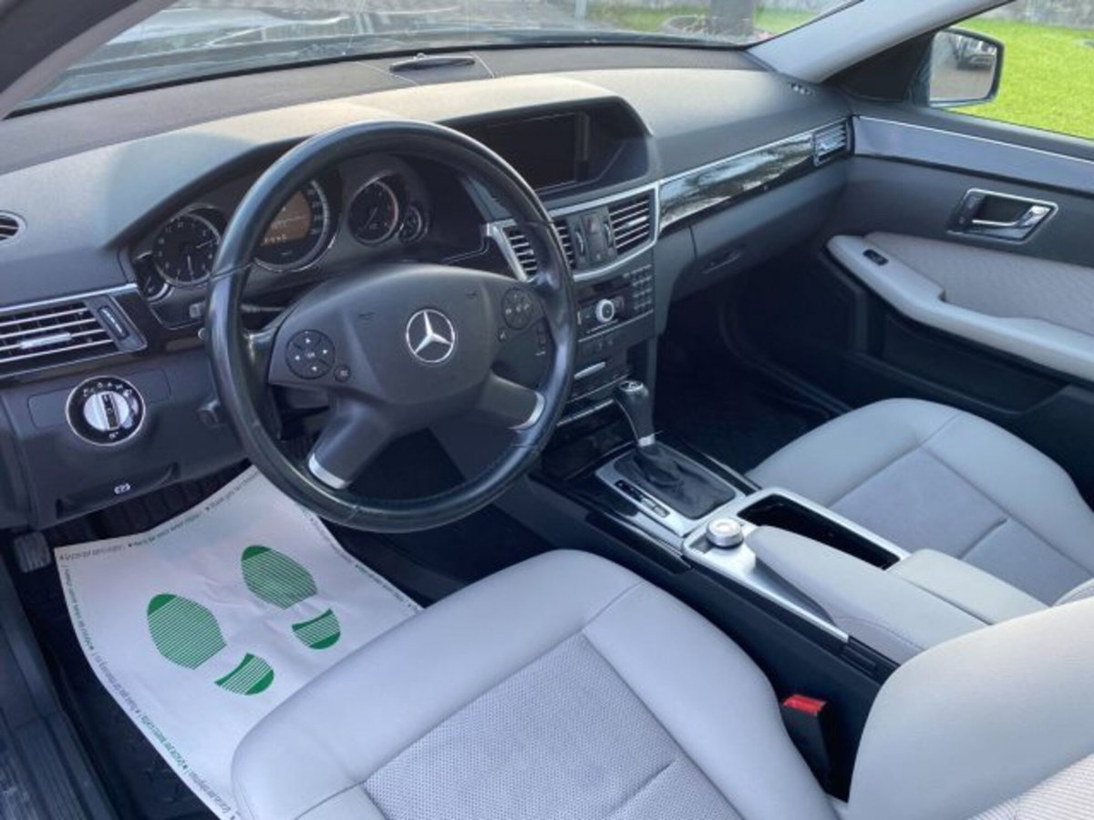 Mercedes-Benz Classe E 250 CDI BlueEFFICIENCY 4M. Avantgarde (5)
