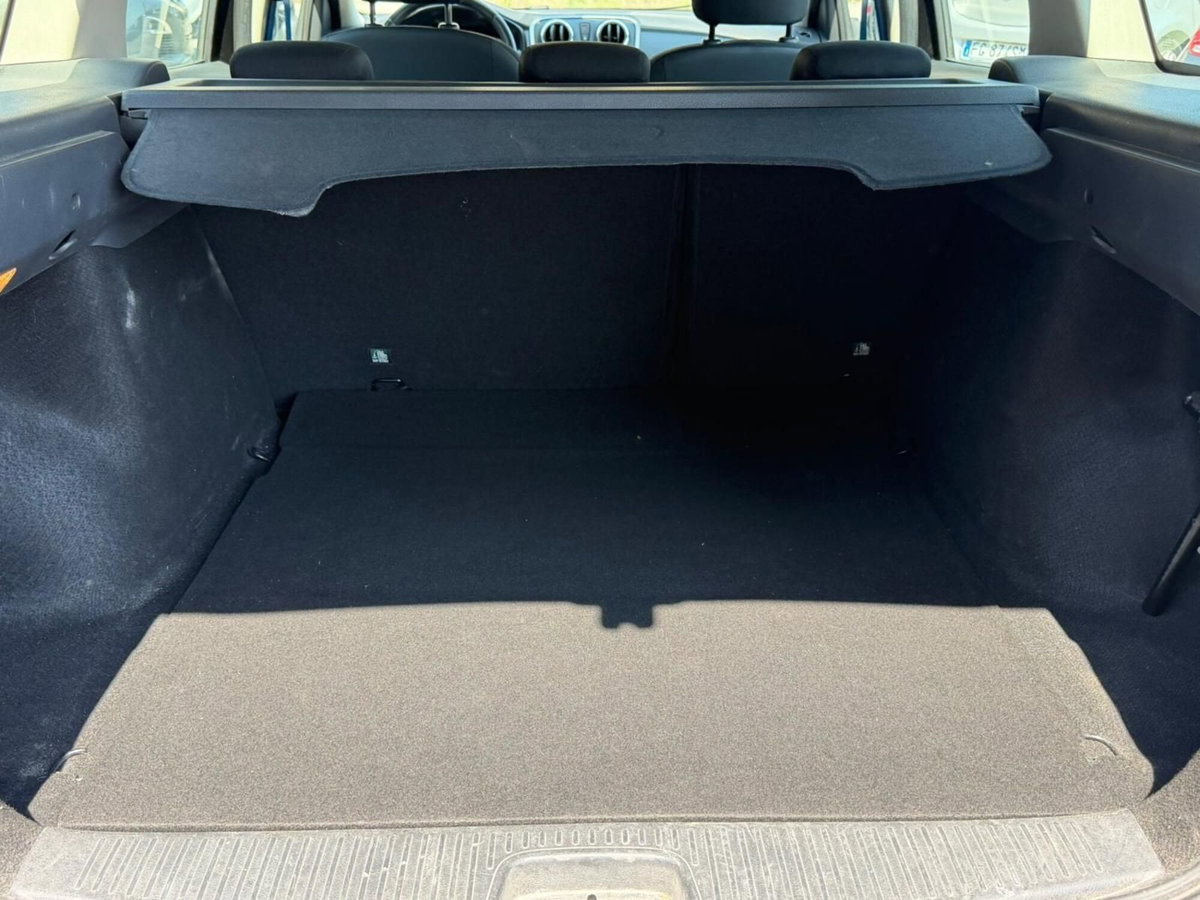 Dacia Logan MCV 1.5 dCi 8V 90CV La Gazzetta dello Sport (10)