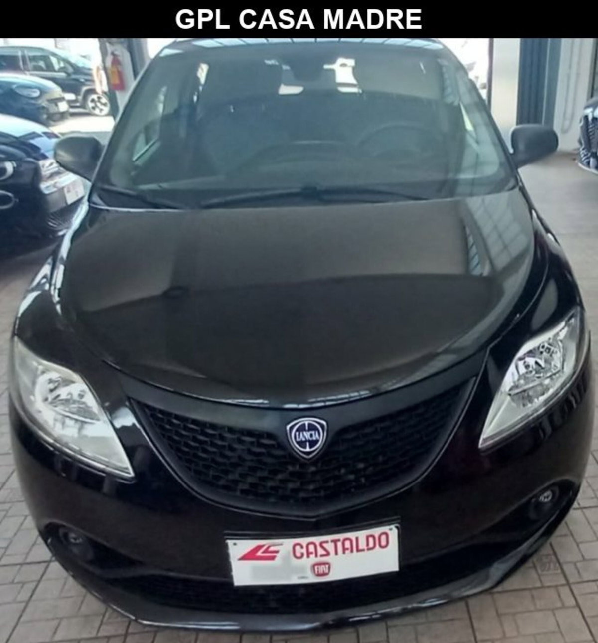 Lancia Ypsilon 1.2 69 CV 5 porte GPL Ecochic Elefantino Blu