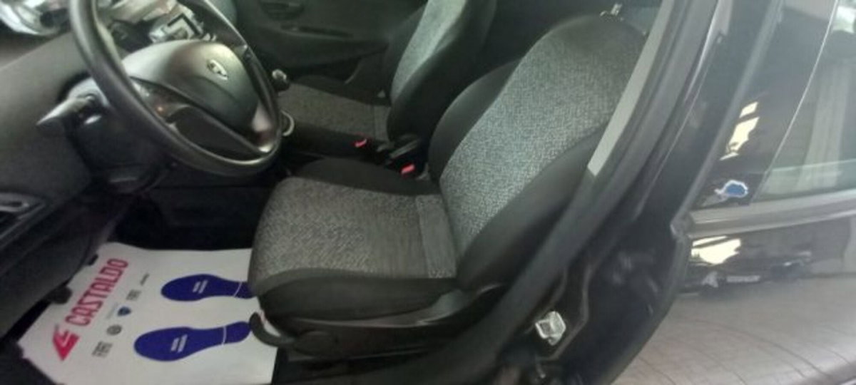 Lancia Ypsilon 1.2 69 CV 5 porte GPL Ecochic Elefantino Blu (7)
