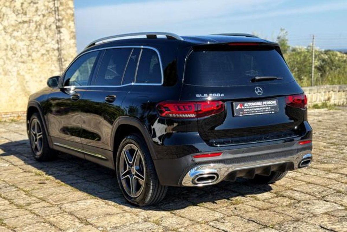 Mercedes-Benz GLB 200 d AMG Line Premium auto (12)
