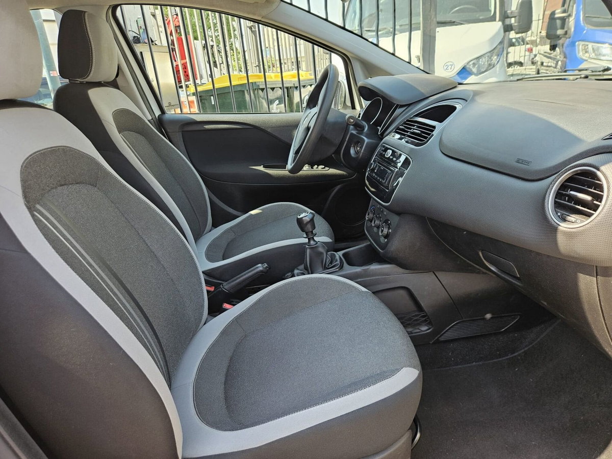 Fiat Grande Punto 1.2 5 porte S&S Actual (12)