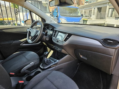 Opel Crossland X 1.2 12V Innovation (8)