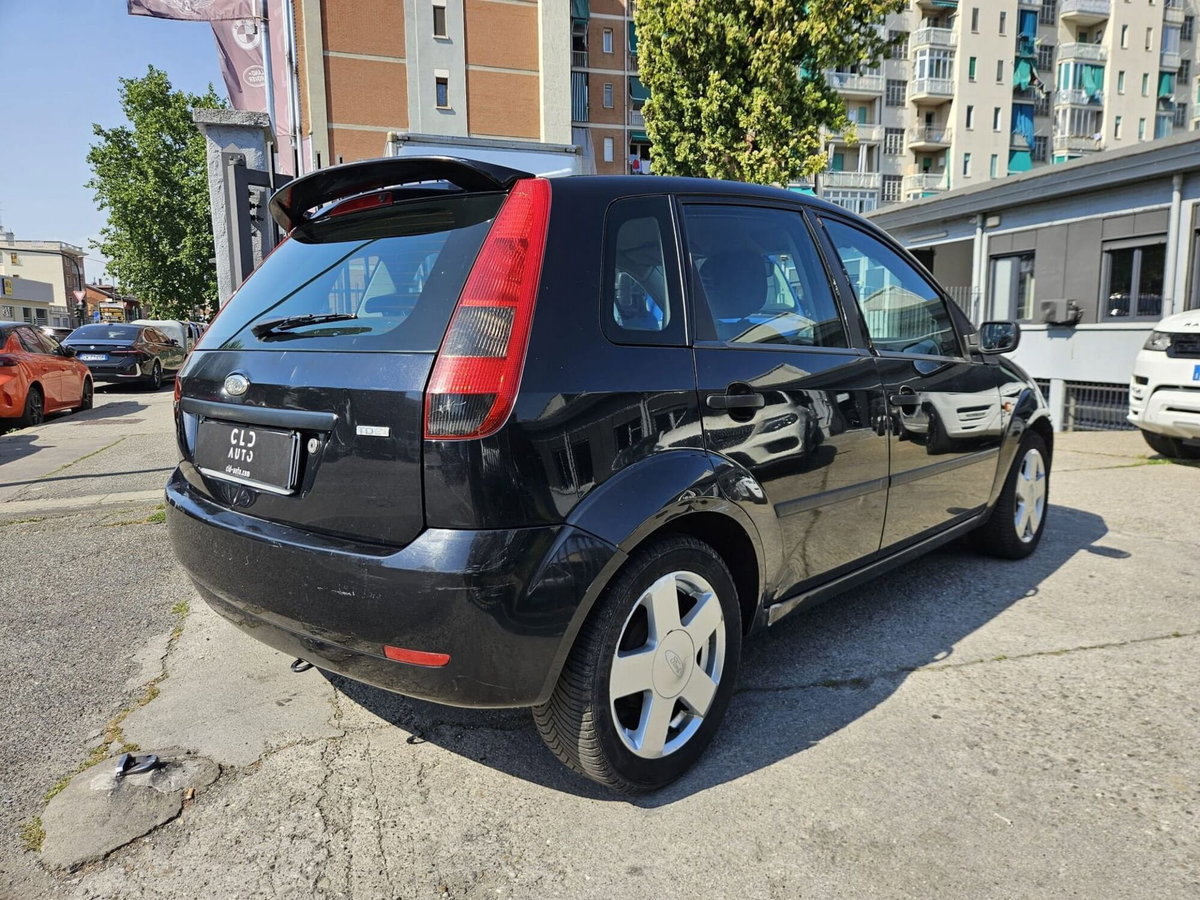 Ford Fiesta 1.4 TDCi 5p. Ambiente (4)