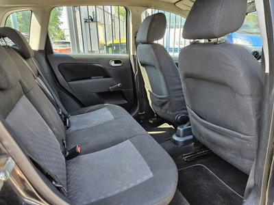 Ford Fiesta 1.4 TDCi 5p. Ambiente (7)