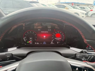 Volkswagen Golf 2.0 TSI GTI DSG (14)