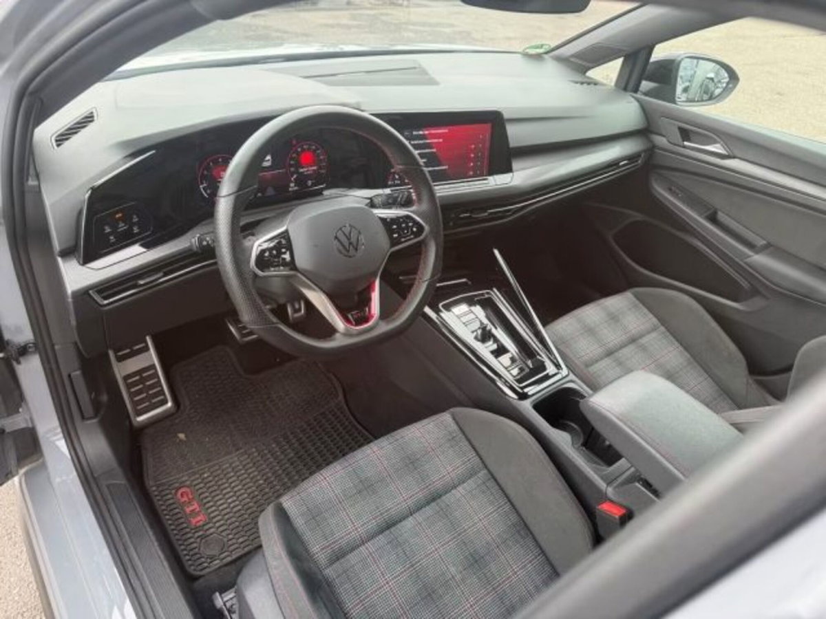 Volkswagen Golf 2.0 TSI GTI DSG (8)