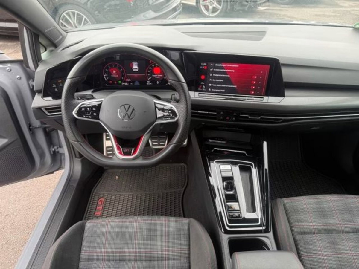 Volkswagen Golf 2.0 TSI GTI DSG (9)