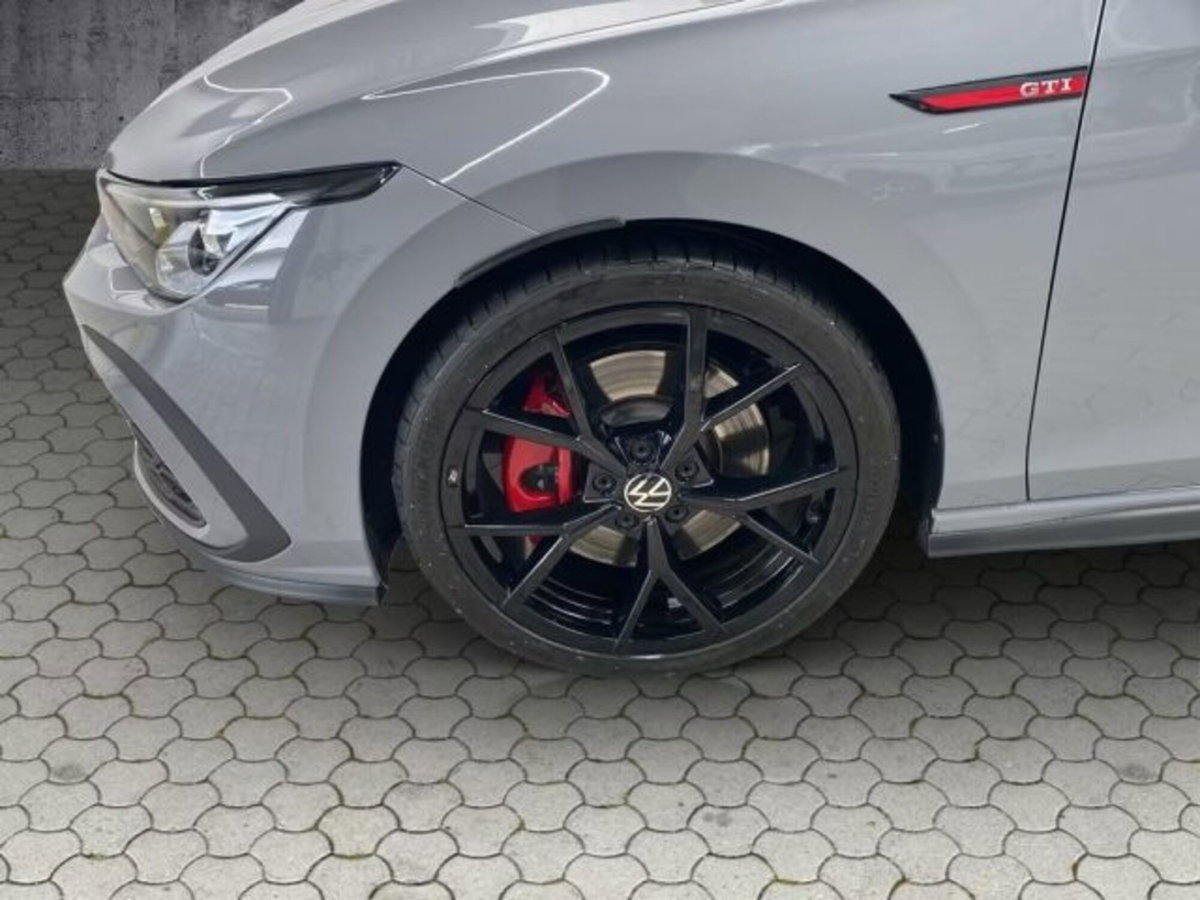 Volkswagen Golf 2.0 TSI GTI DSG (8)