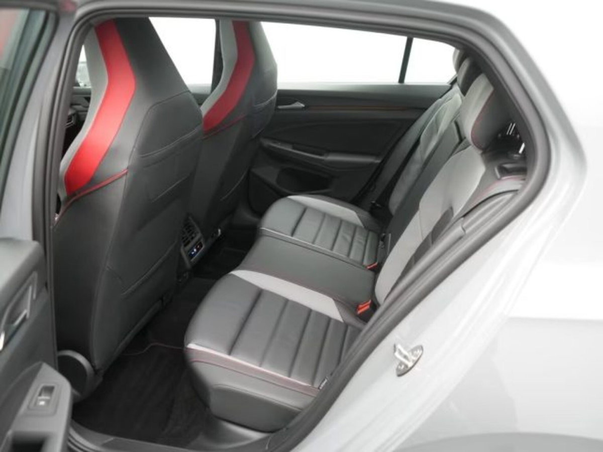 Volkswagen Golf 2.0 TSI GTI DSG (10)