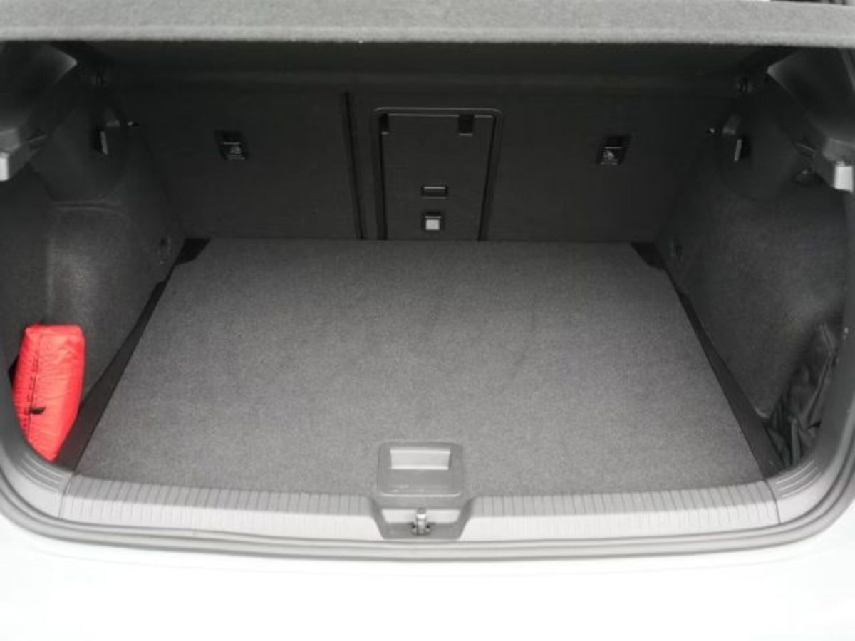 Volkswagen Golf 2.0 TSI GTI DSG (11)