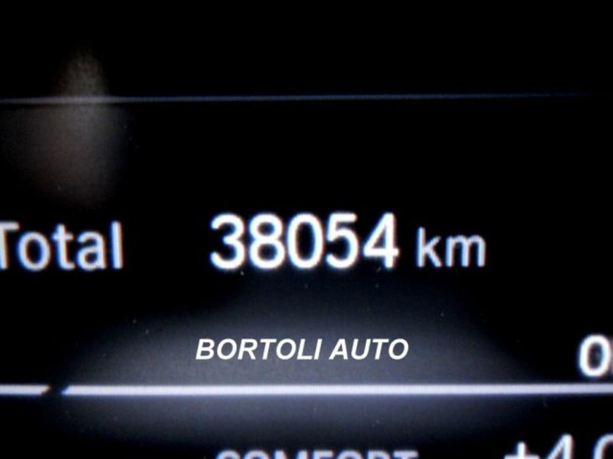BMW X4 xDrive20d 48V (5)