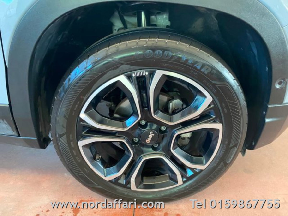 Jeep Avenger 1.2 turbo Summit fwd 100cv (13)