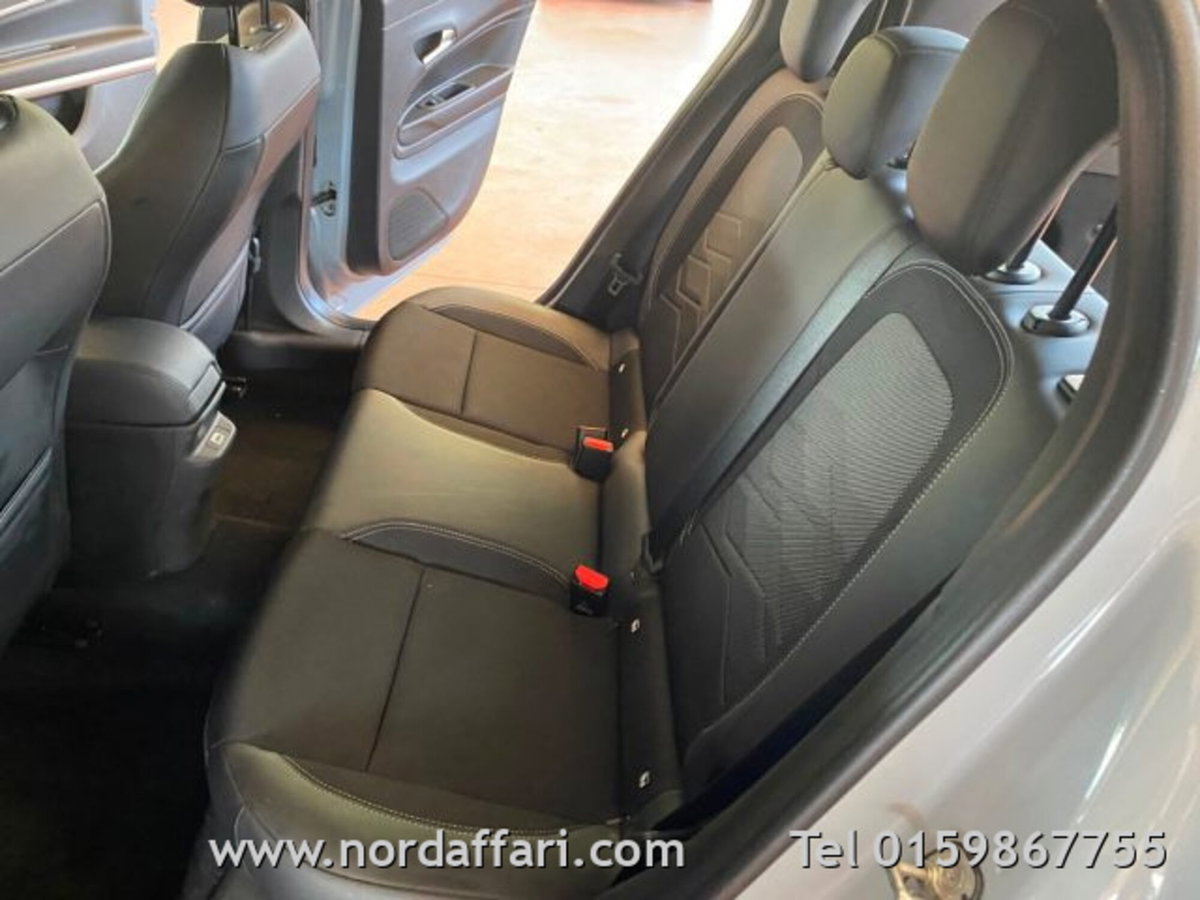 Jeep Avenger 1.2 turbo Summit fwd 100cv (7)