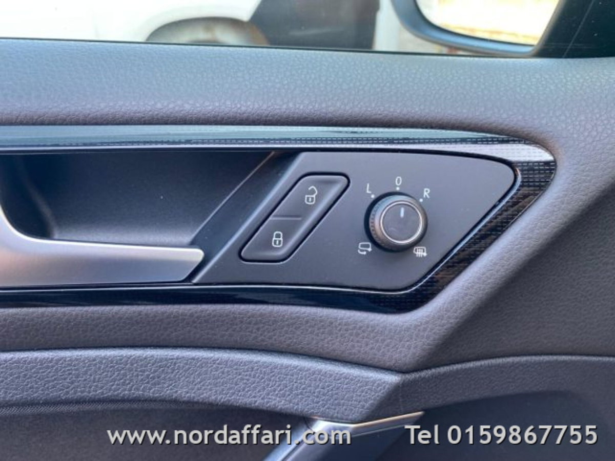 Volkswagen Golf 2.0 TDI 5p. Highline BlueMotion Technology (17)