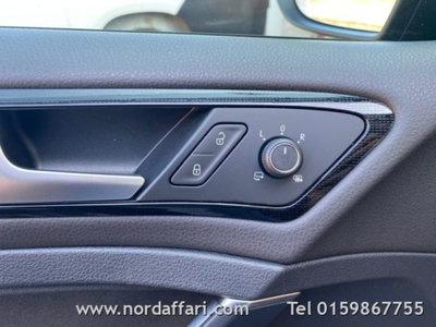 Volkswagen Golf 2.0 TDI 5p. Highline BlueMotion Technology (17)