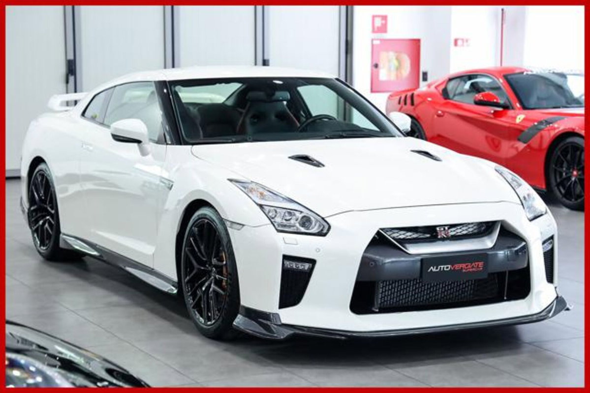 Nissan GT-R 3.8 V6 (3)