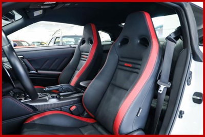 Nissan GT-R 3.8 V6 Prestige (9)