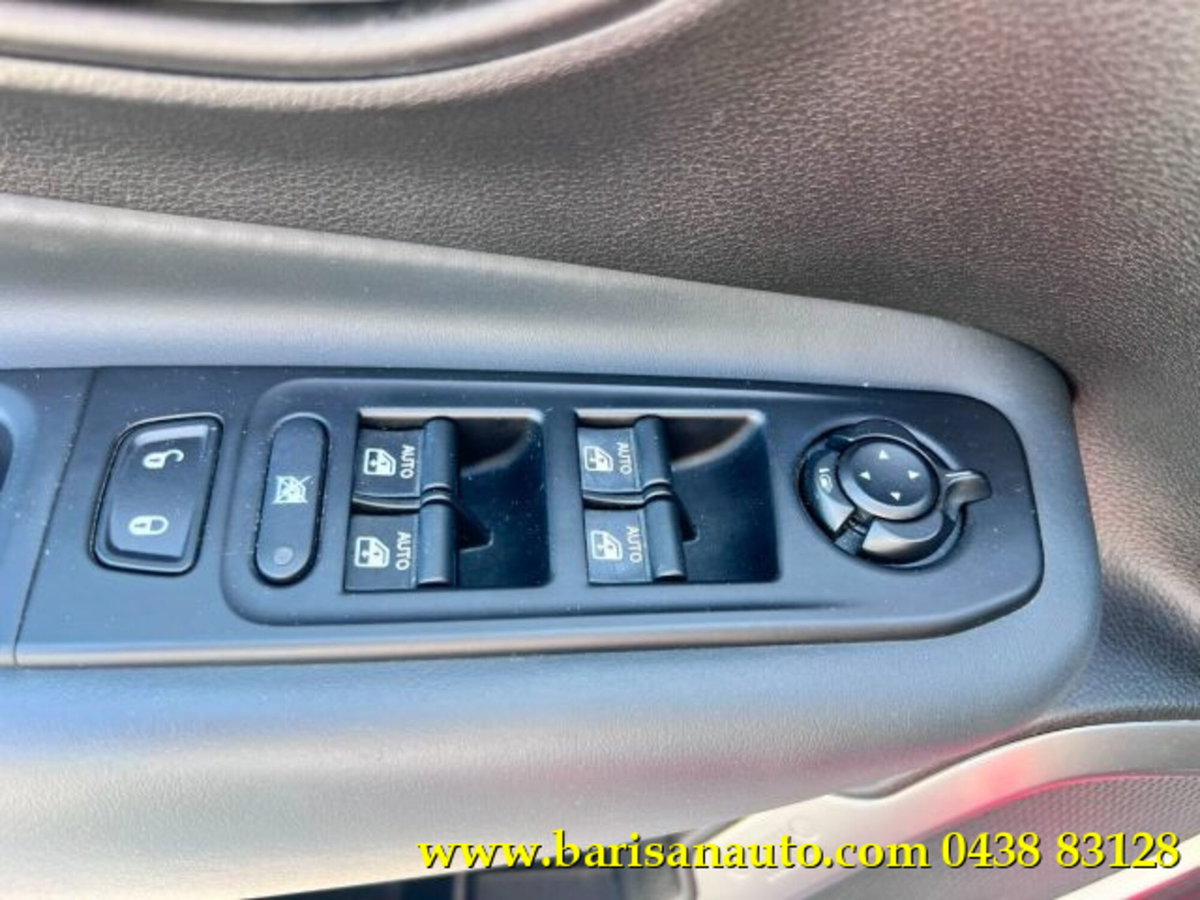 Jeep Renegade 1.6 Mjt 130 CV S (11)