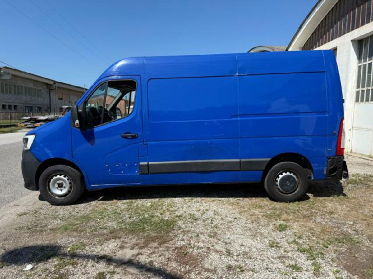 Renault Master Furgone T33 2.3 dCi 135 PC-TM Furgone Ice (12)