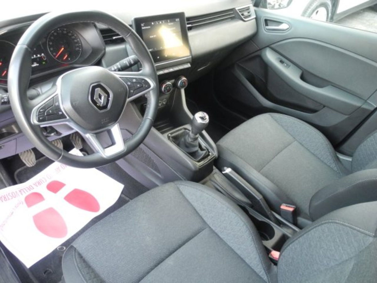 Renault Clio 1.0 tce Techno Gpl 100cv (10)