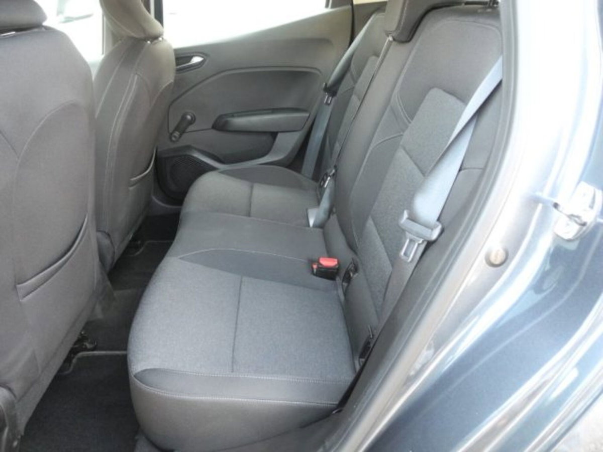 Renault Clio 1.0 tce Techno Gpl 100cv (12)