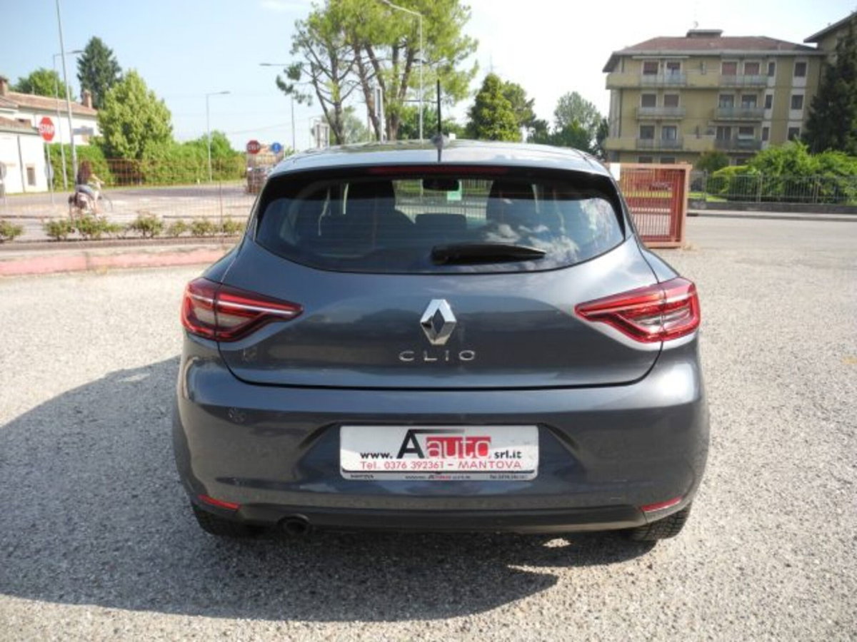 Renault Clio 1.0 tce Techno Gpl 100cv (4)