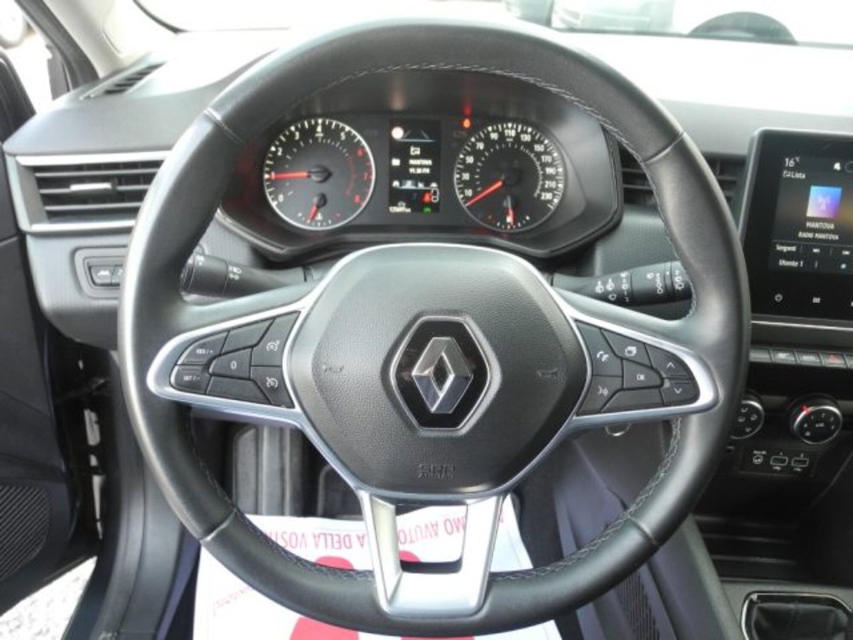 Renault Clio 1.0 tce Techno Gpl 100cv (5)