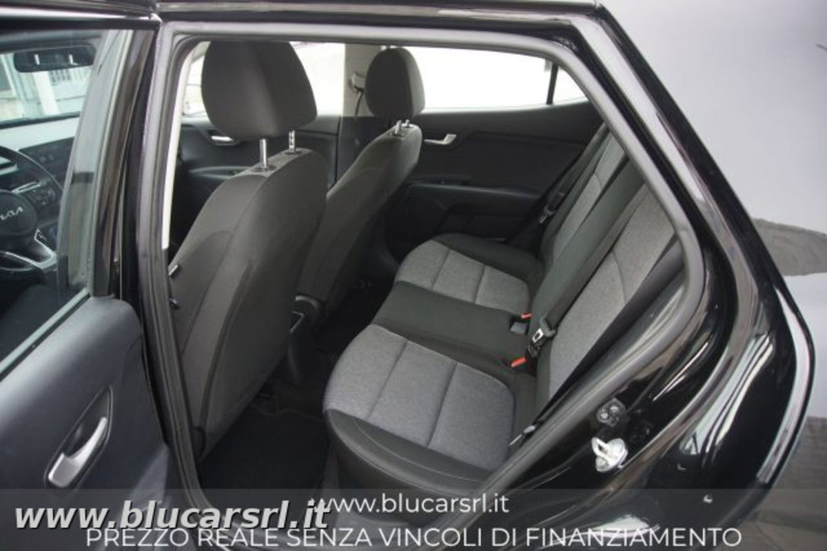 Kia Stonic 1.2 DPI Style (11)