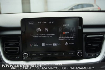Kia Stonic 1.2 DPI Style (16)