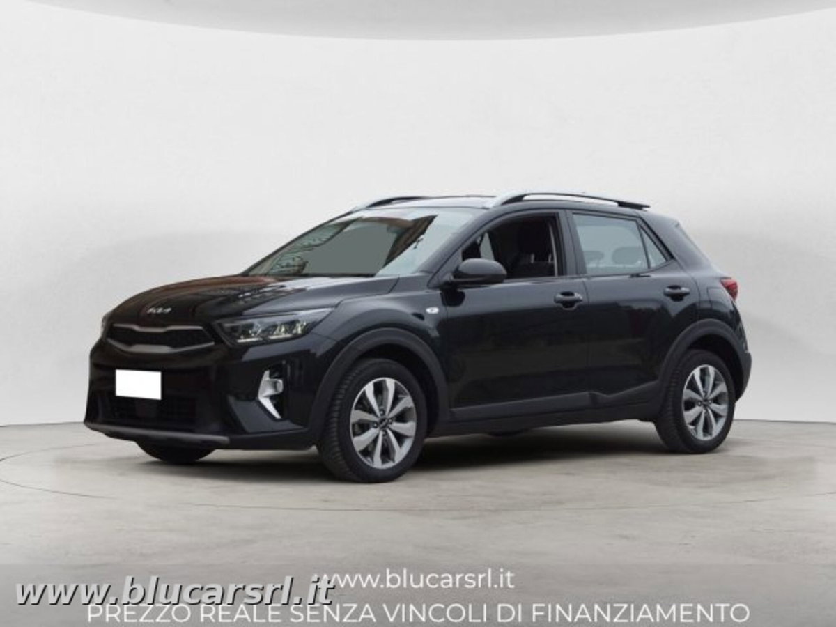 Kia Stonic 1.2 DPI Style (2)