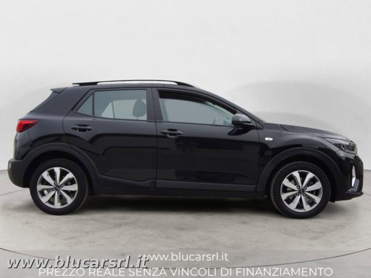 Kia Stonic 1.2 DPI Style (3)