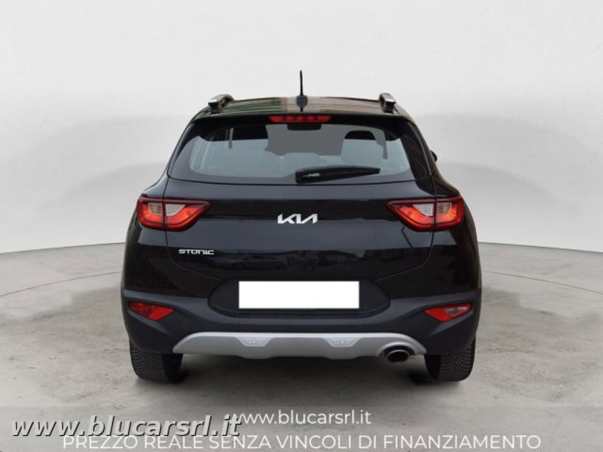 Kia Stonic 1.2 DPI Style (4)
