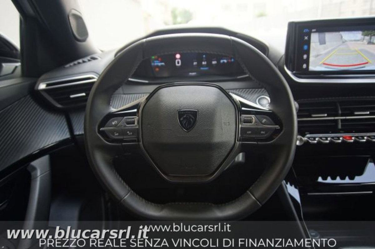 Peugeot 2008 1.2 turbo Allure 100cv (19)