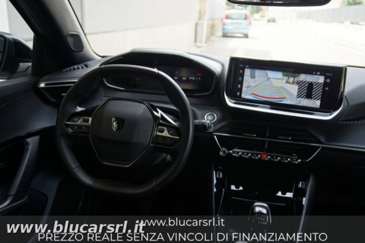 Peugeot 2008 1.2 turbo Allure 100cv (8)