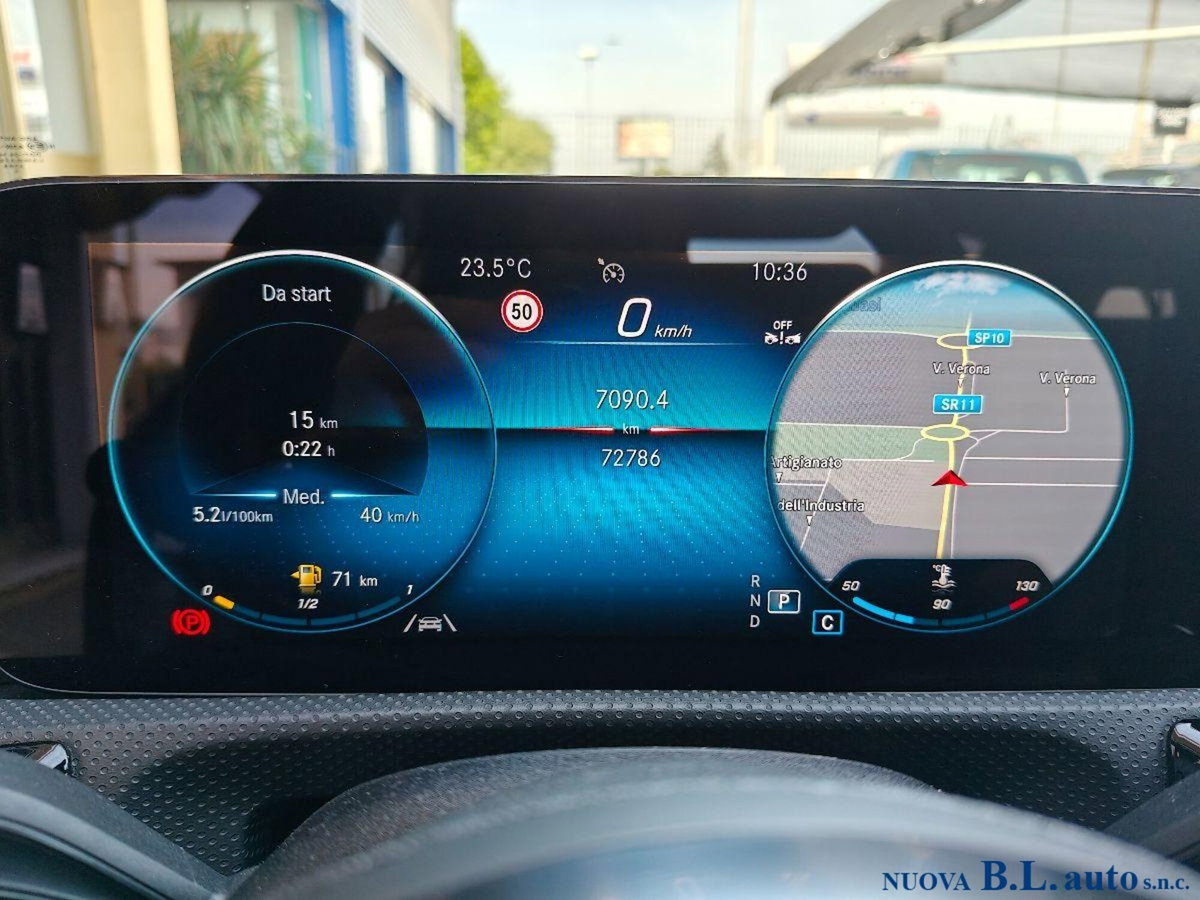 Mercedes-Benz CLA 200 d Automatic Premium (10)