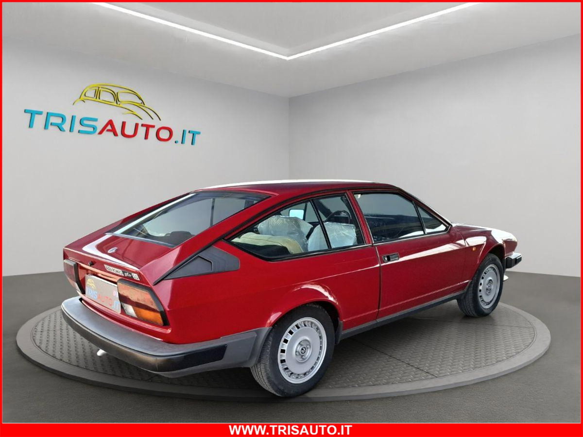 Alfa Romeo Alfetta GTV 2.0 (4)