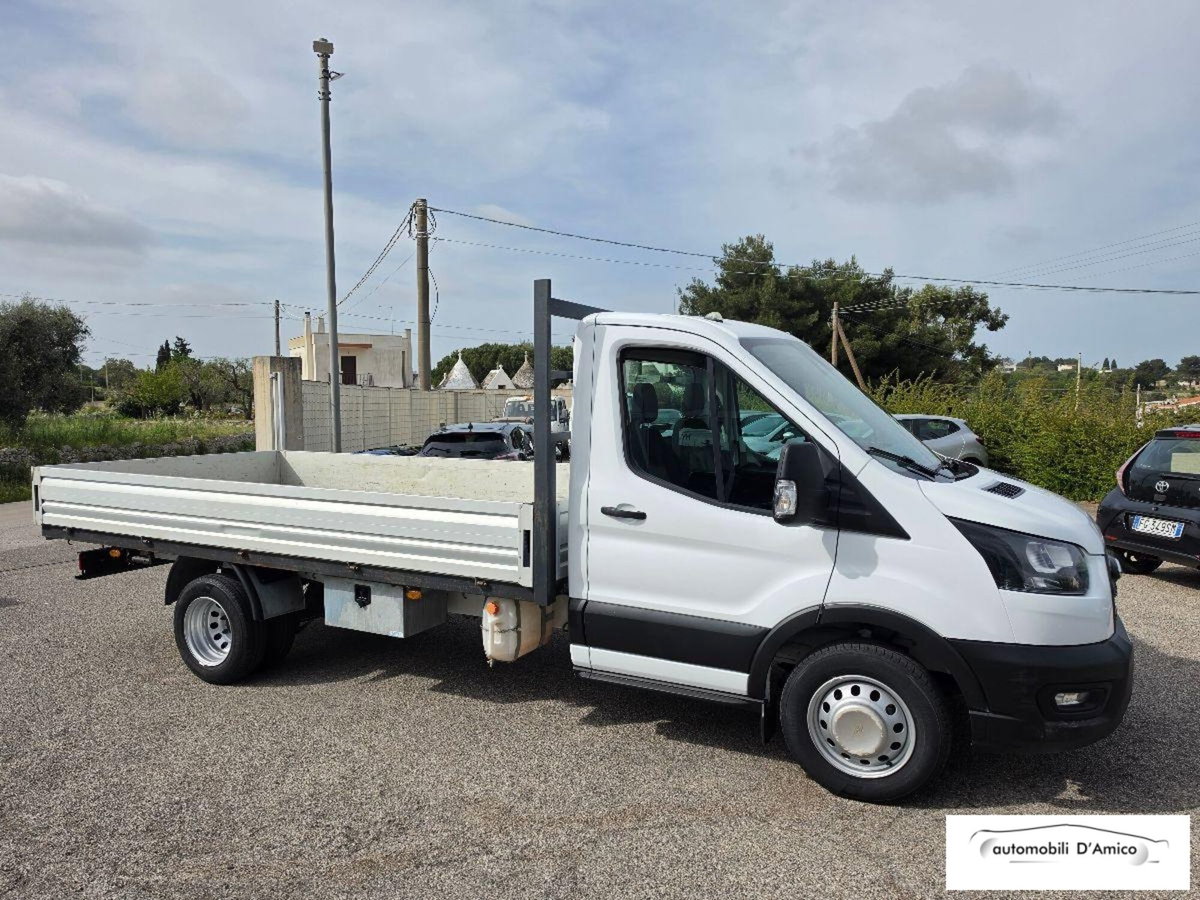 Ford Transit Telaio 350 2.0TDCi EcoBlue 130CV PL-RG RWD Cab.Entry (2)