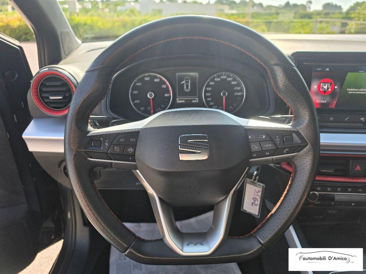 SEAT Arona 1.0 EcoTSI 110 CV DSG FR (9)
