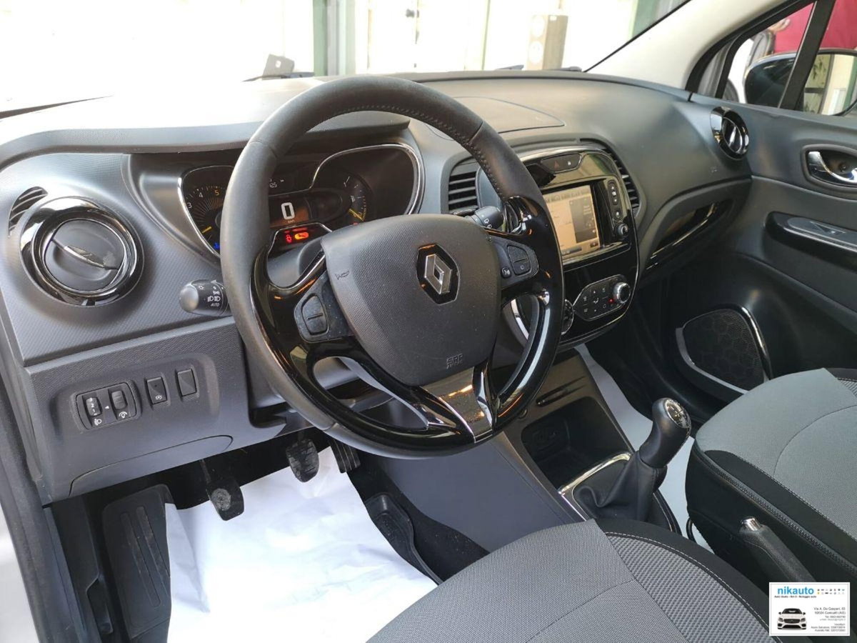 Renault Captur 1.5 dCi 8V 90 CV EDC Energy R-Link (13)