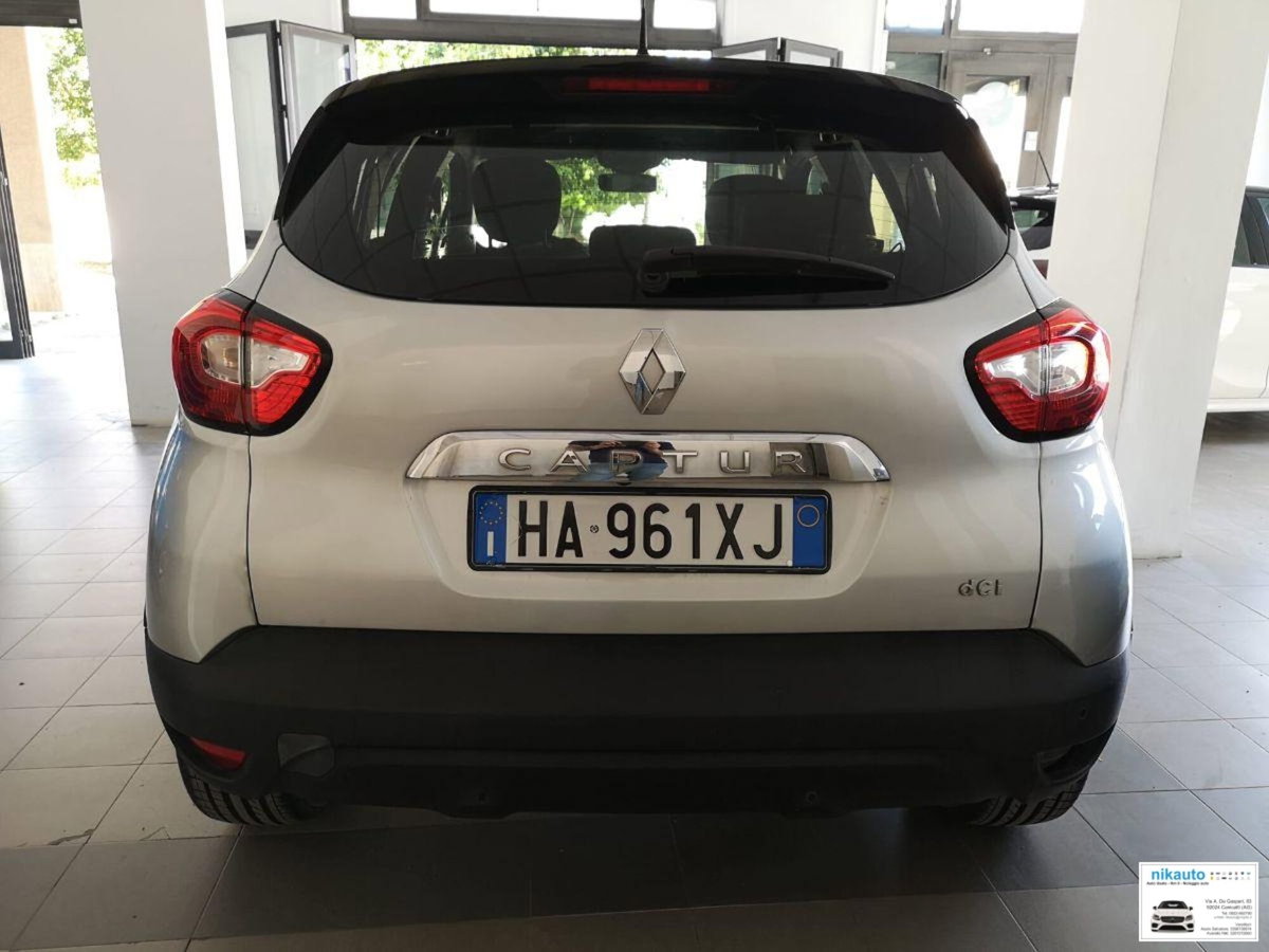 Renault Captur 1.5 dCi 8V 90 CV EDC Energy R-Link (7)
